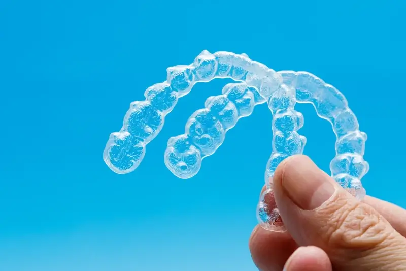 Zakonczenie leczenia nakladkami invisalign 2